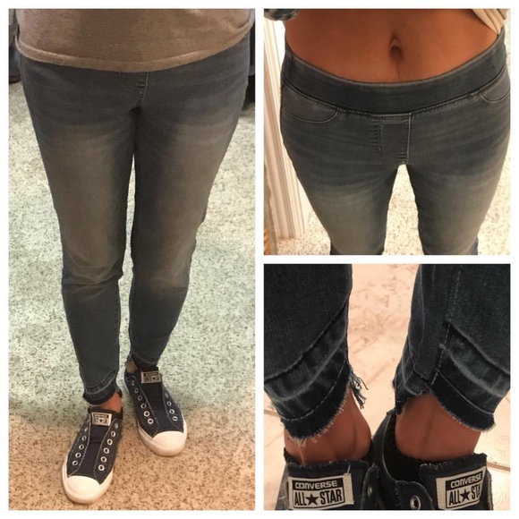 Old Navy Denim - Old Navy Elastic Waist Rockstar Jeans Jegging Sz 4